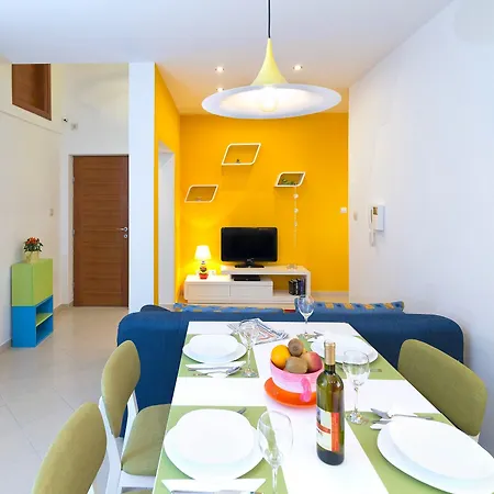 Hotel Iskra 3*